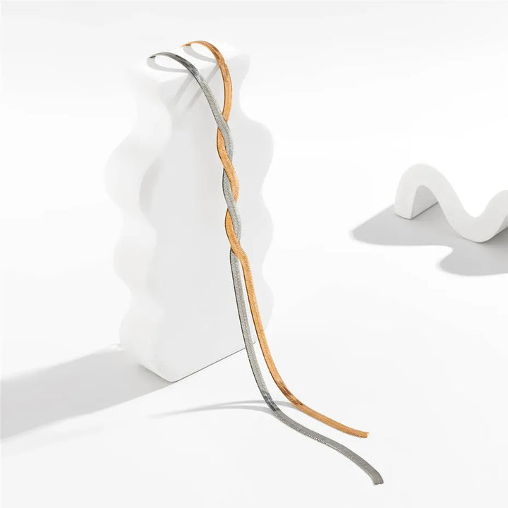 Rosalia | Collana lunga elegante con design a serpente regolabile