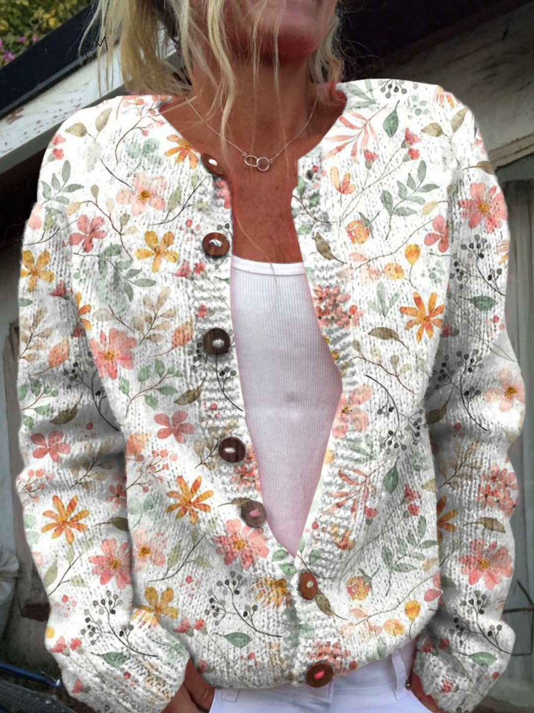 Priscilla | Cardigan con delicata stampa di piccoli fiori e bottoni