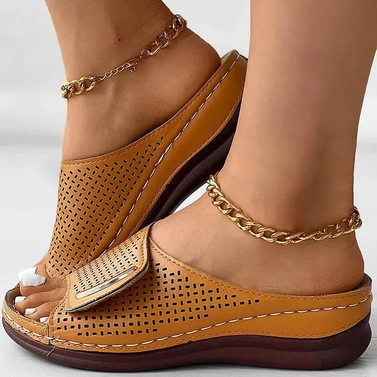 Eva Sofia | Sandali classici in stile urbano