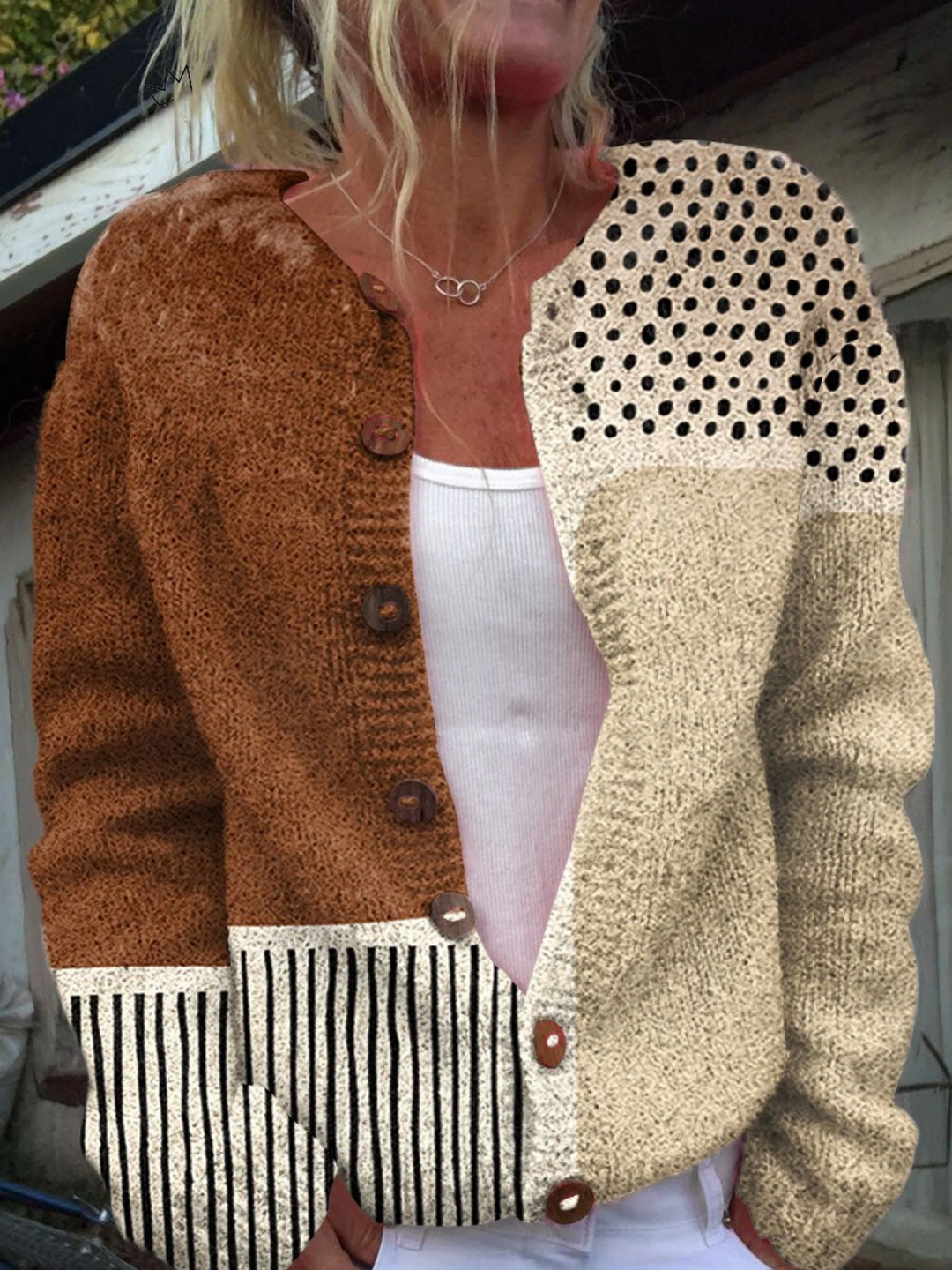 Olga | Cardigan minimalista con stampa astratta a pois e bottoni