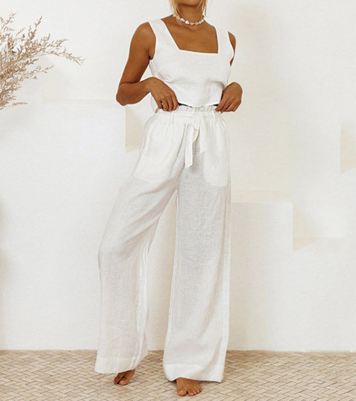 Elena | Completo con top minimalista e pantaloni svasati