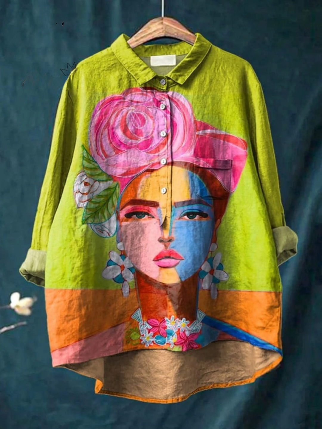 Marta | T-shirt casual con ritratto di Frida in stile pittura a olio