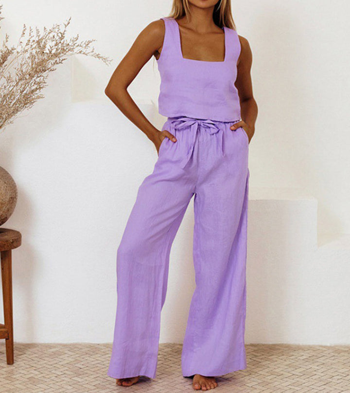 Elena | Completo con top minimalista e pantaloni svasati