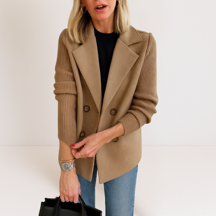 Adelaide | Cappotto sartoriale con maniche in maglia