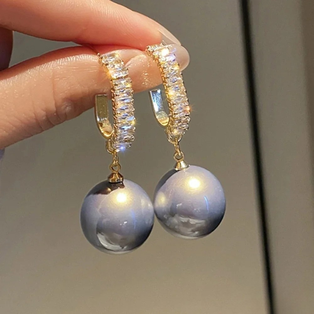 Brigida | Orecchini eleganti con dettagli di perle