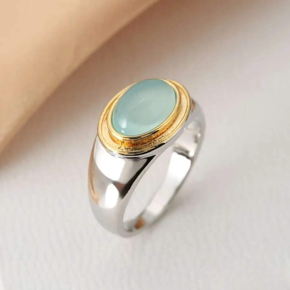 Lina | Anello rétro con pietra di luna verde