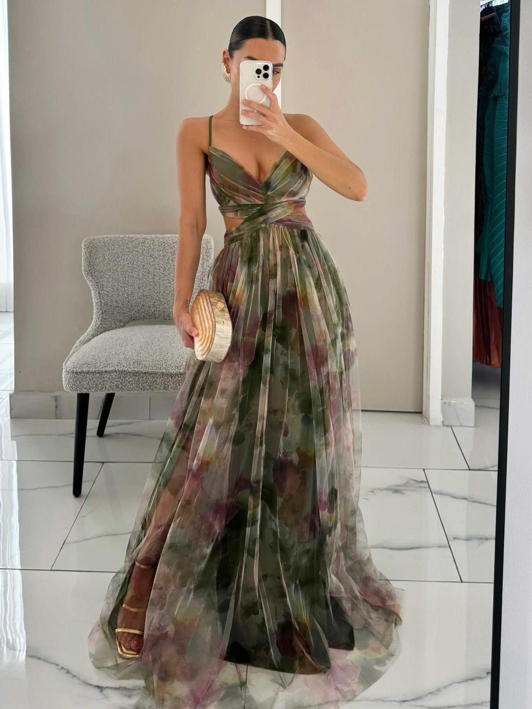 Antonia | Abito lungo con stampa floreale e scollo a V