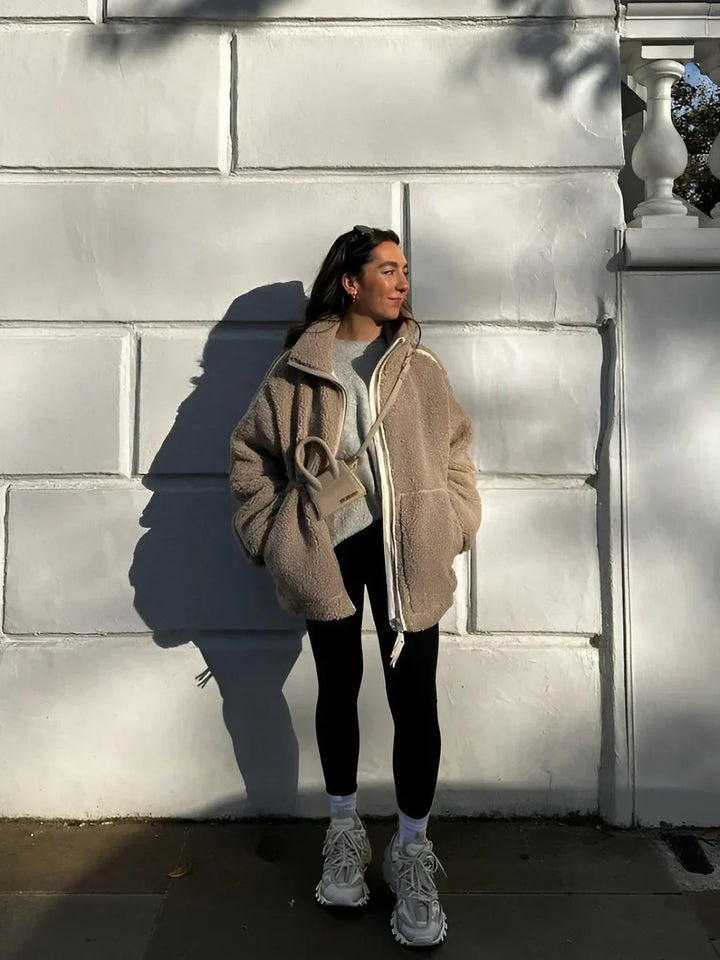 Bruna | Morbida giacca teddy con zip