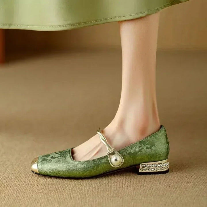 Linda | Mary Jane Ortopediche