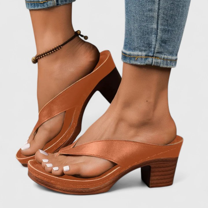 Leda | Scarpe ortopediche con tacco
