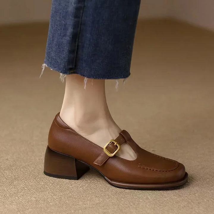 Emilia | Scarpe in stile vintage con cinturino a T