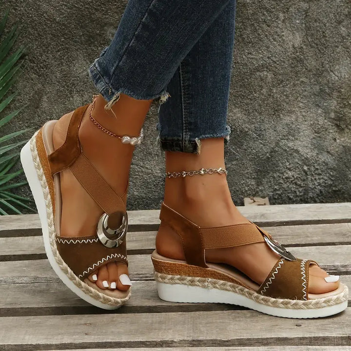 Anna Giulia | Sandali eleganti con plateau