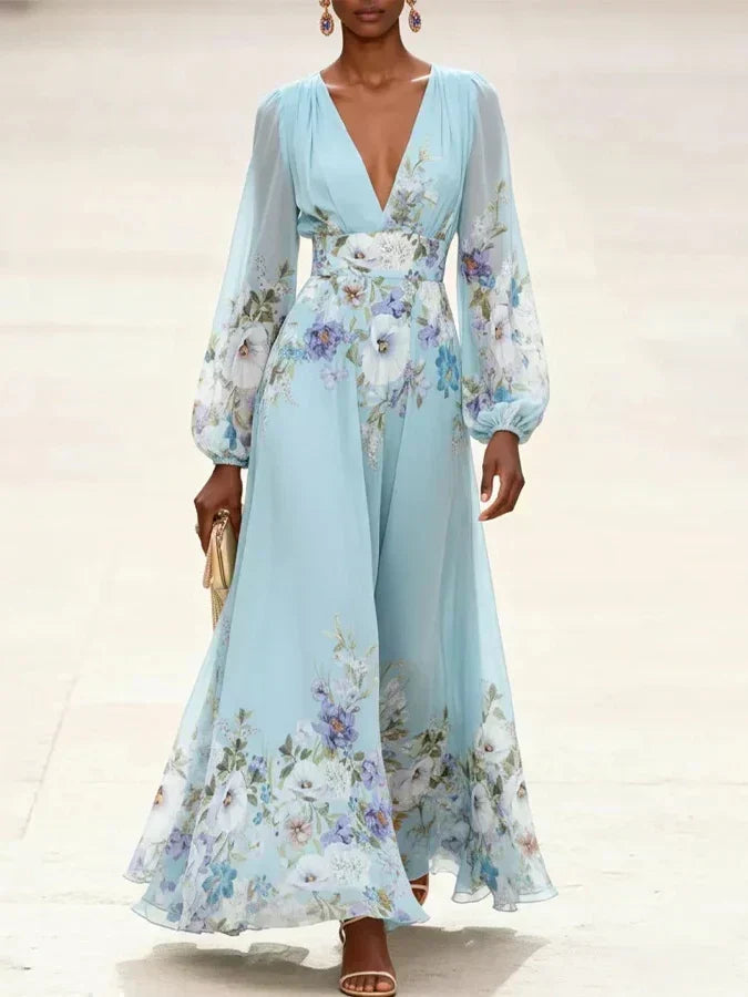 Margherita | Abito lungo azzurro in chiffon a fiori con scollo a V