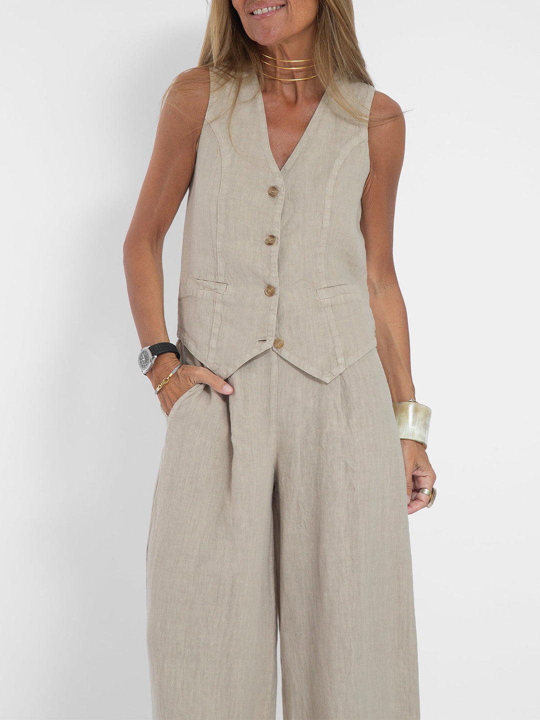 Rosa | Completo con gilet abbottonato e pantaloni ampi