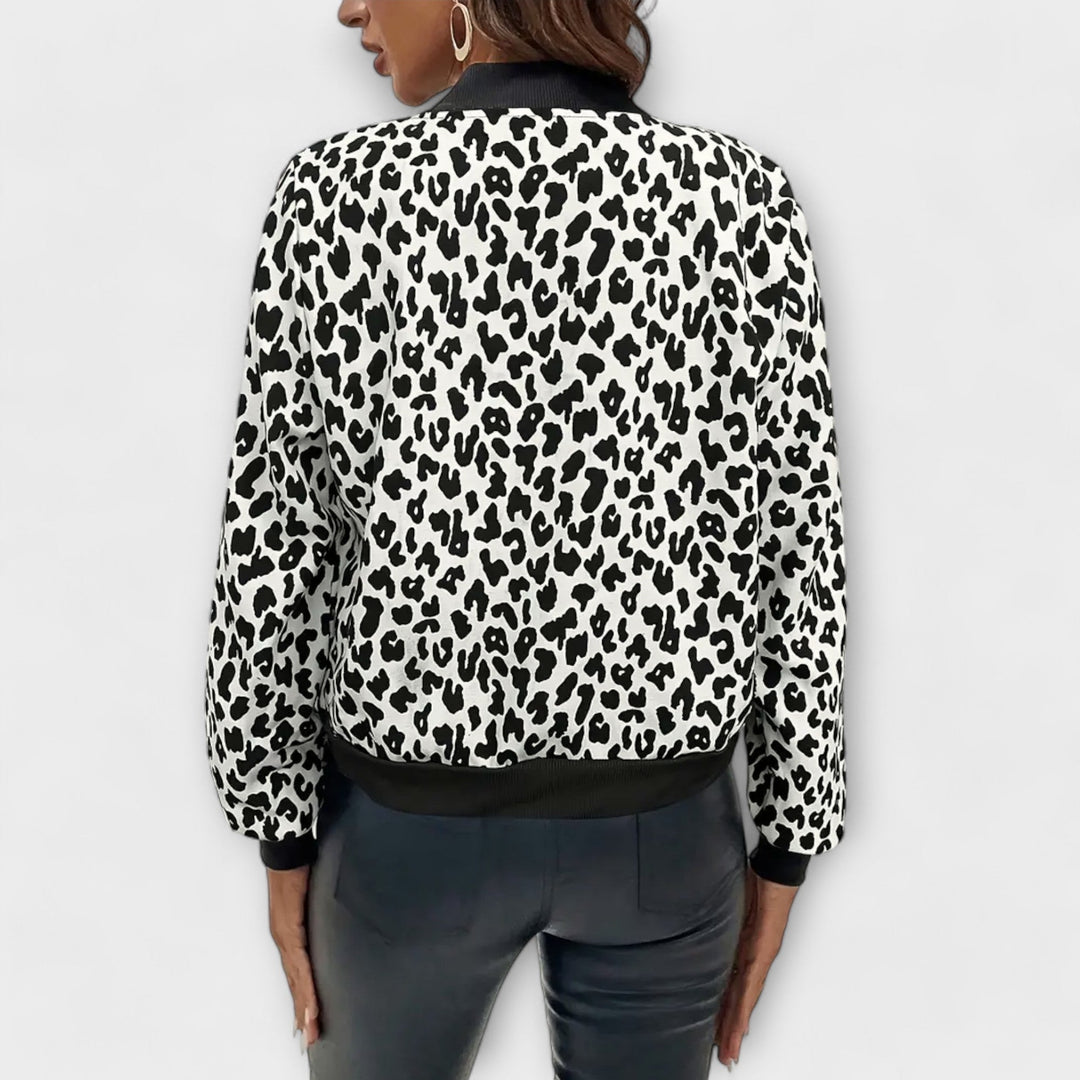 Alice | Elegante giacca leopardata