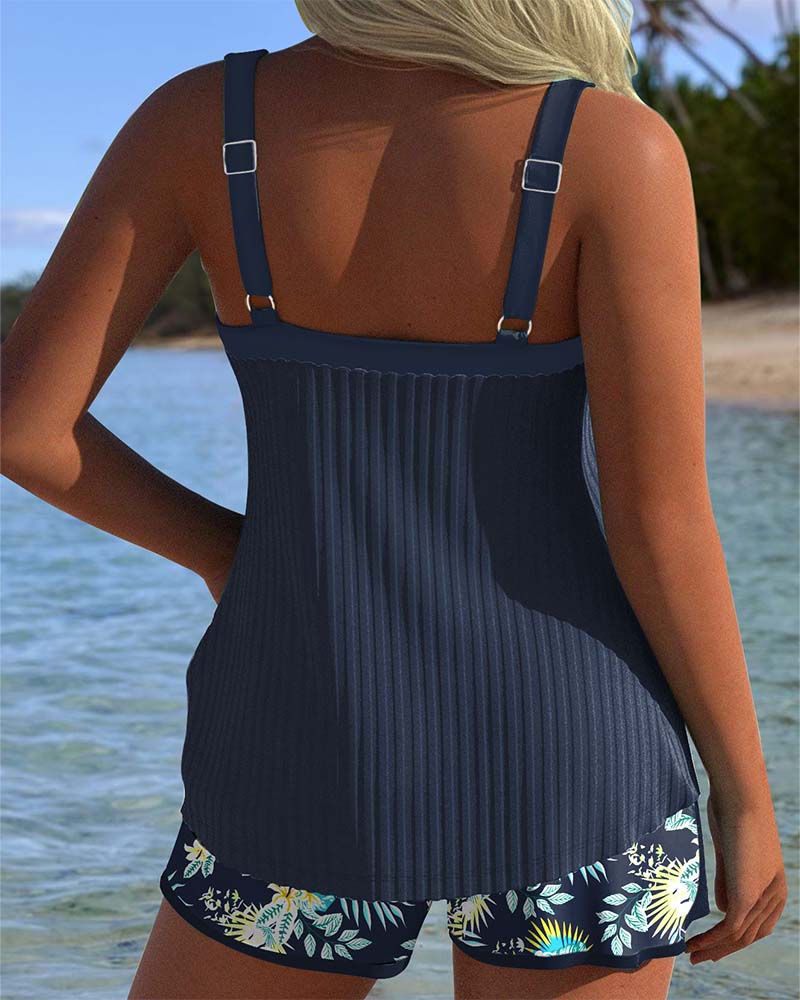 Elena | Tankini a righe in due pezzi con pantaloncini da spiaggia