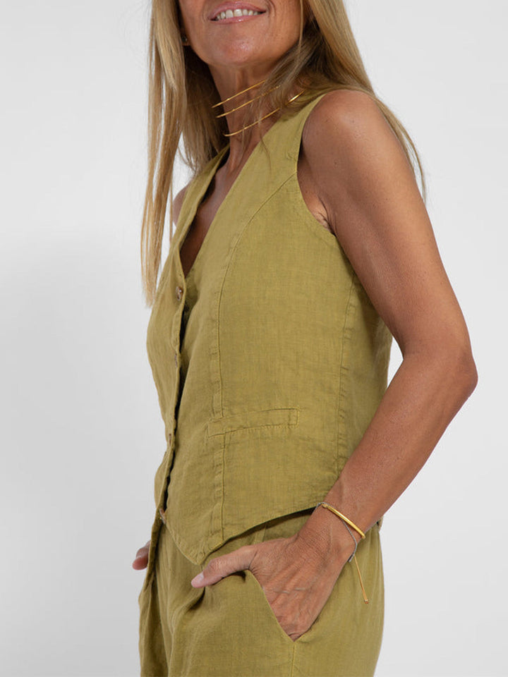Rosa | Completo con gilet abbottonato e pantaloni ampi