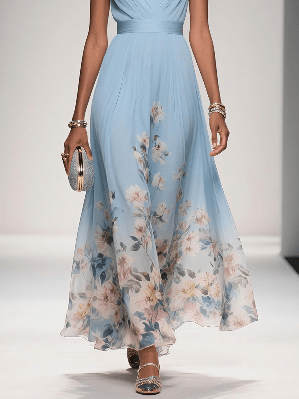 Paola | Abito lungo in chiffon con fiori azzurri e scollo a V