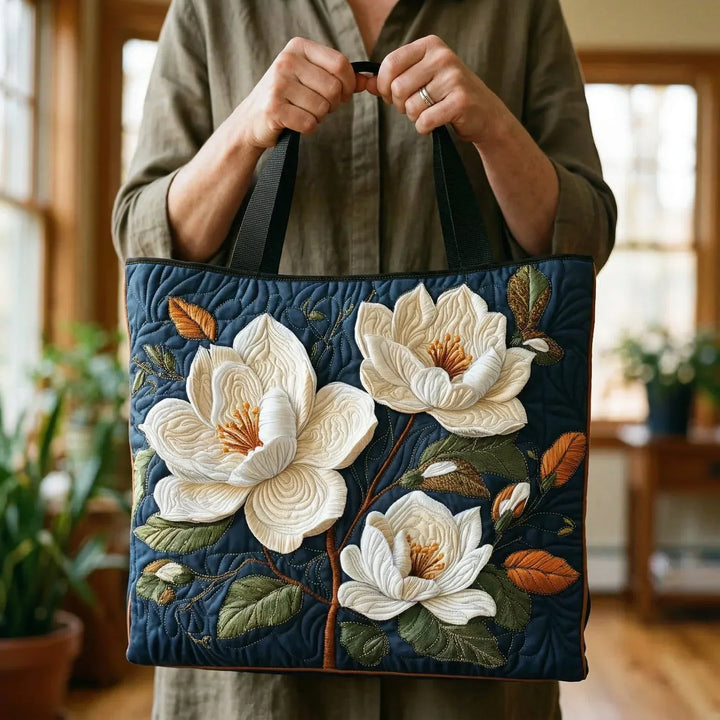 Luisa | Borsa trapuntata con delicata magnolia