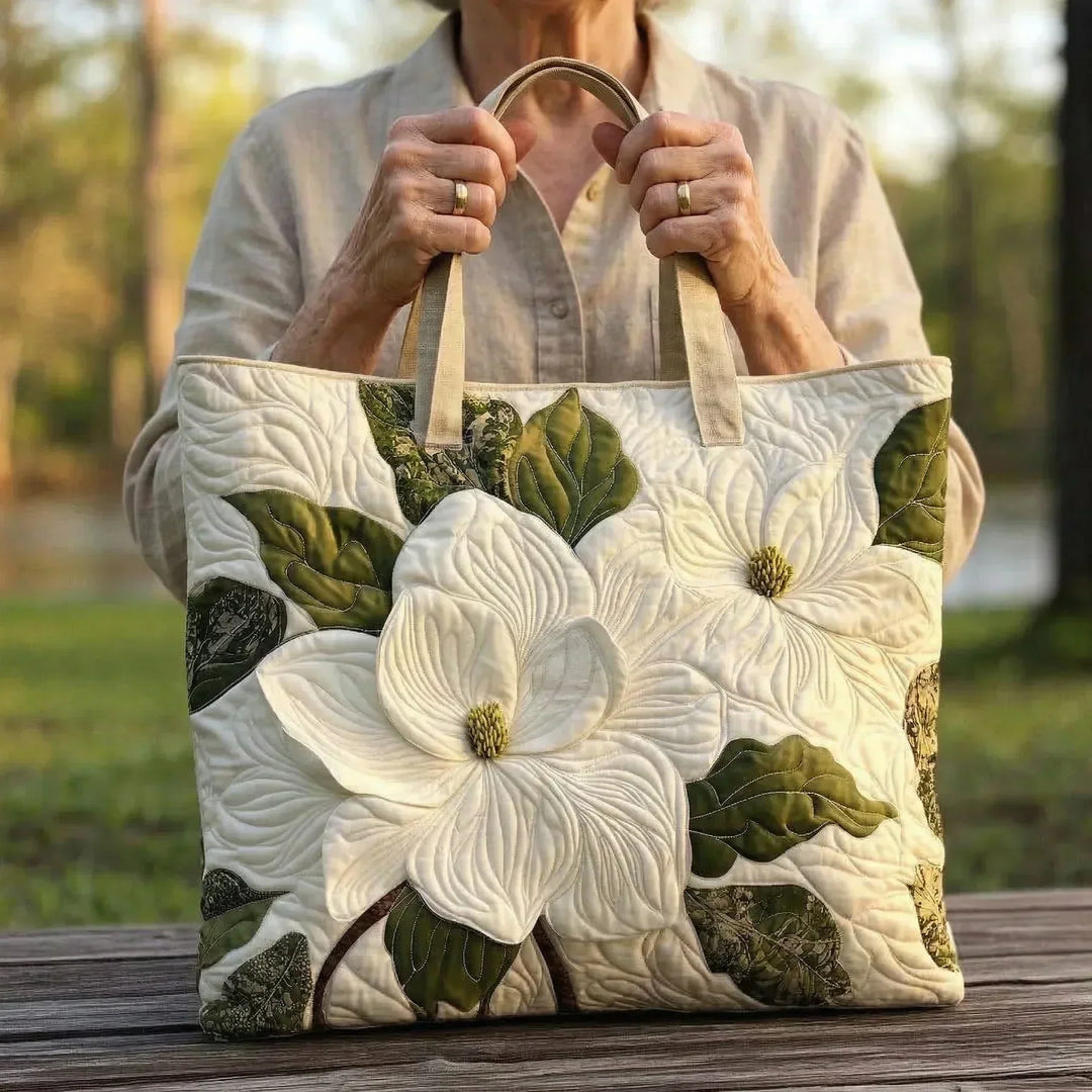 Maria | Borsa trapuntata con fiori bianchi