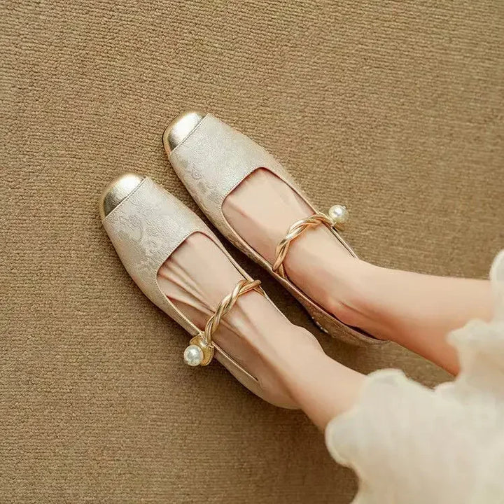 Frida | Scarpe classiche con cinturino dal look elegante
