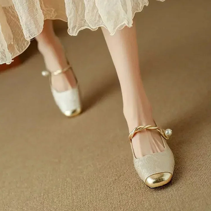 Frida | Scarpe classiche con cinturino dal look elegante