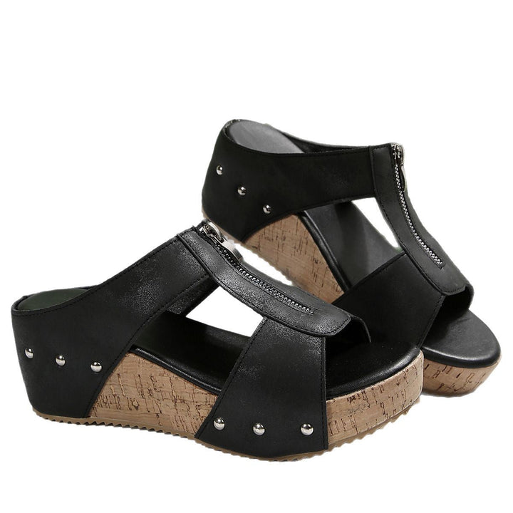 Anna Dorotea | Sandali di tendenza con zeppa
